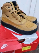 Nike ACG Woodside 2 High GS Youth Size 7Y Wheat Rain Duck Boots 524872-703