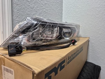 Headlight Assembly-Regular TYC 20-9604-00 fits 14-15 Kia Optima