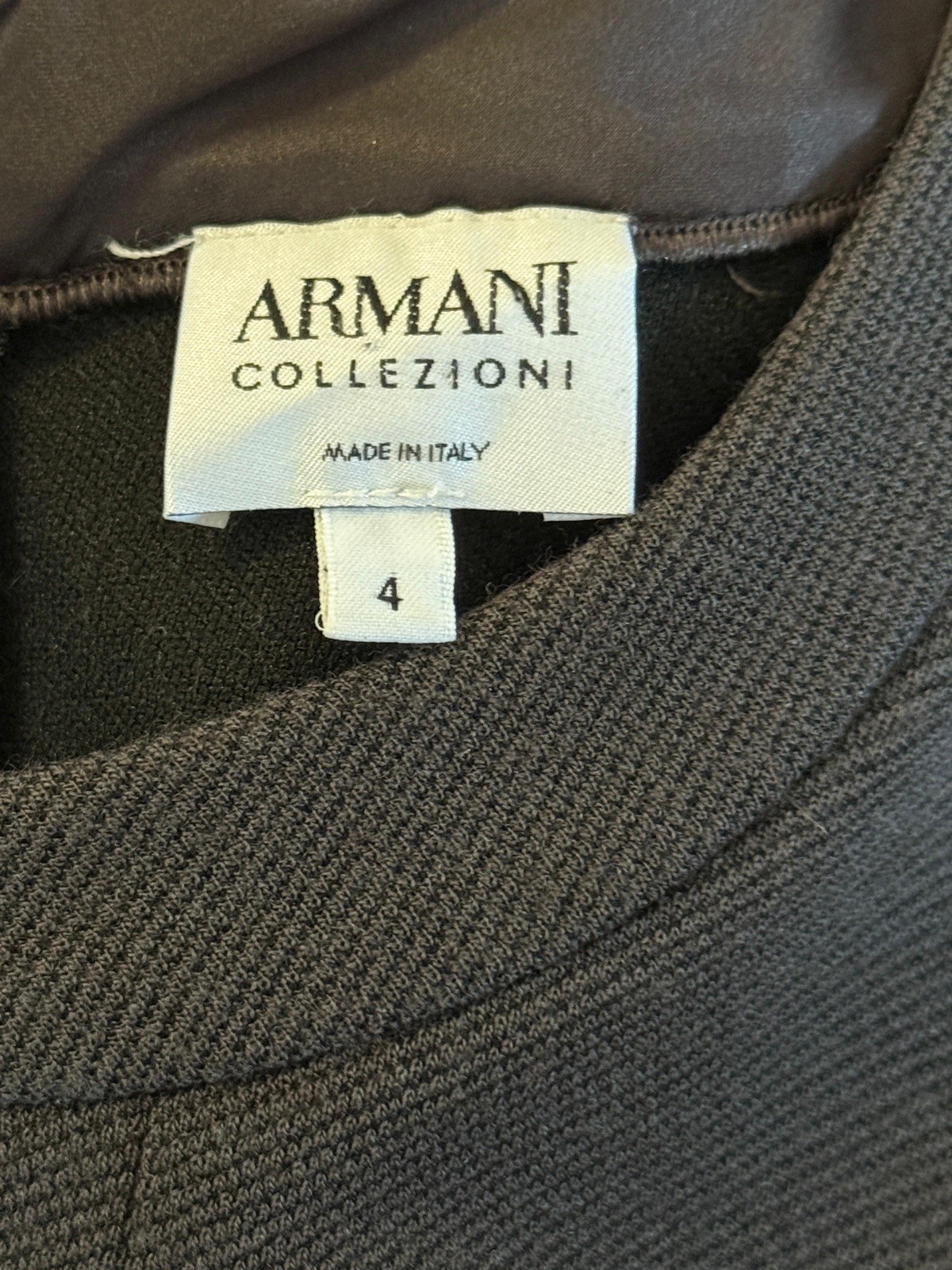 Armani Collezioni dress, size 4.100% authentic designer piece