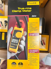 Fluke 324 True-RMS Clamp Meter with Temperature & Capacitance, AC Current