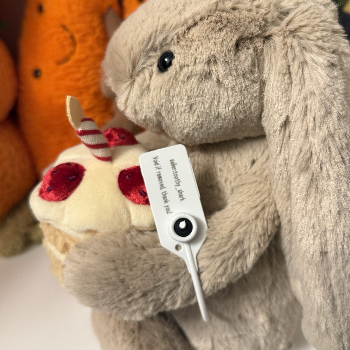 Jellycat Bashful Beige Bunny Birthday Cake BNWT - 100% Authentic