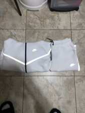 Nike White Men's Tracksuit Set Reflective Hooded Zip Jacket Logo Tapered Pants