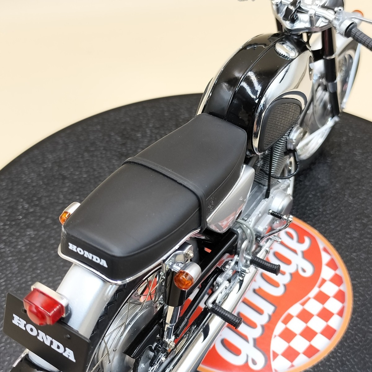 EBBRO 1/10 Honda CB72 1960 Black Diecast Model Motorbike 10013 | eBay