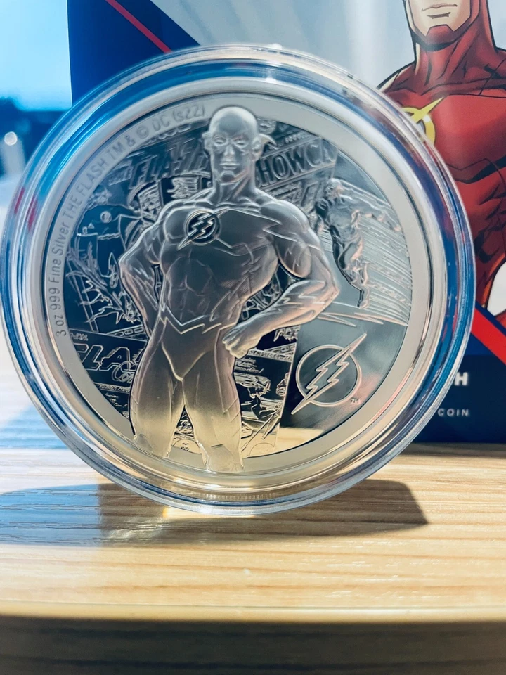 Moeda à prova de prata Niue- 2022- DC Comics- The Flash - 3 oz  - Imagem 3 de 4