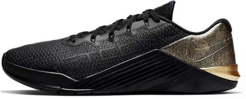 【希少】NIKE METCON 5 ブラック×ゴールド海外モデル限定 メトコン5 Nike Metcon 5 Black Gold - огромный выбор по лучшим ценам | eBay