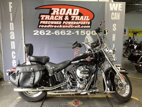 2017 HARLEY-DAVIDSON FLSTC