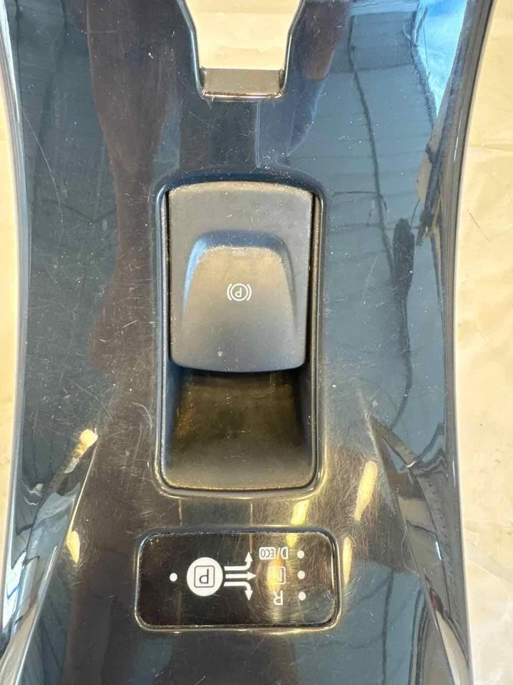 Nissan LEAF 2011 transmisión automática palanca de cambios conjunto panel de ajuste bisel Foto 2 de 4