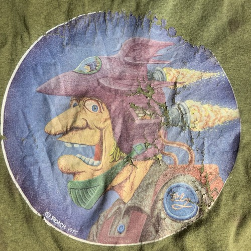 1975 RAREST ROACH Iron On, On A Contemporary Shirt Book Mens Comic Book KILLER