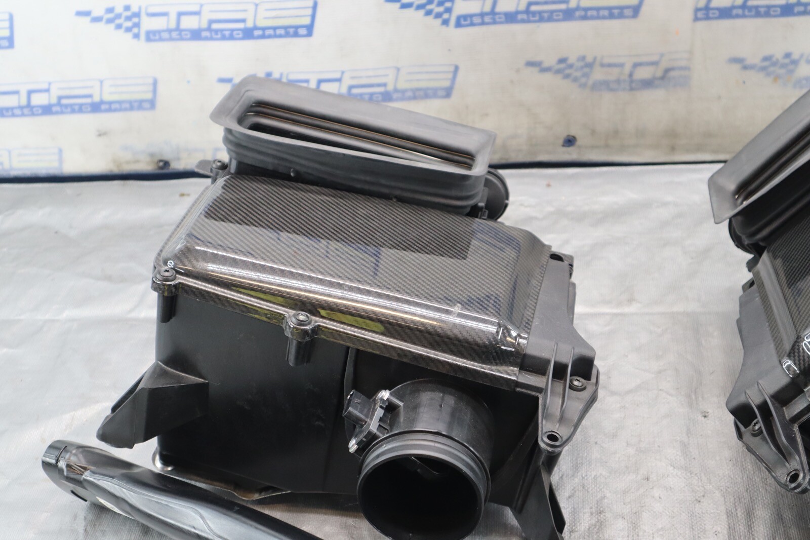 2022 2023 AUDI R8 V10 5.2L AWD OEM RH LH CARBON ENGINE AIR INTAKE SYSTEM ASSY