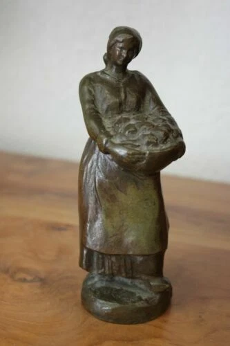 Figurines, statues objets de vitrine, décoratif du XIXe siècle et avant en bronze