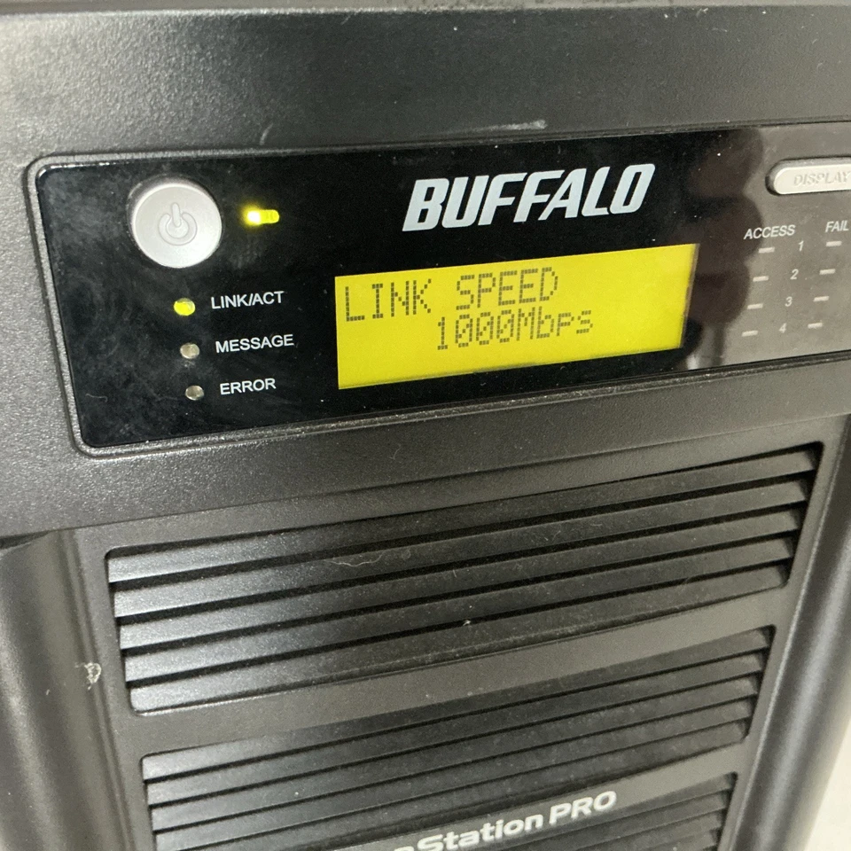 BUFFALO TERASTATION PRO 4 BAY- TS-H3.0TGL/R5-R - READ - Image 4 of 4