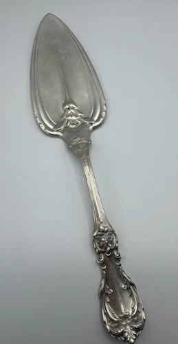 Burgundy by Reed & Barton Solid Sterling Silver Cake/Pie 9 5/8"