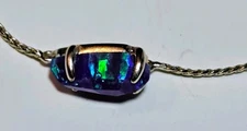 Kendra Scott Elisa Indigo Kyocera Opal Necklace Gold Tone Delicate With Flash 