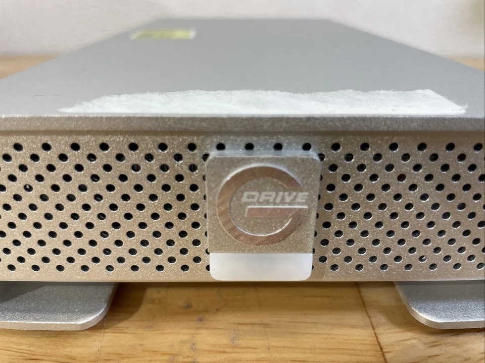 G-Technology G-DRIVE 1TB High Speed External Desktop Hard Drive - FW400/800/USB2 - Image 4 of 4