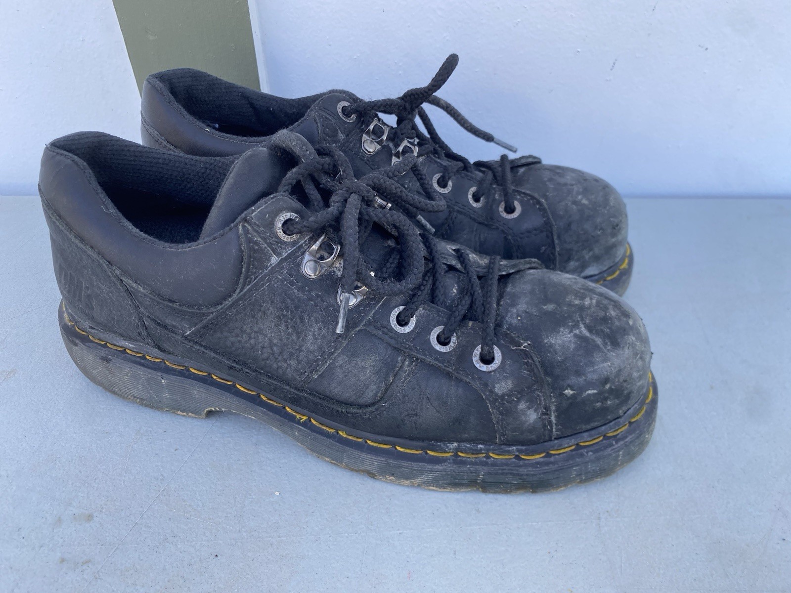 Dr Doc Martens Industrial Gunby Steel Toe Slip Resistant Safety Shoe US 11 Mens