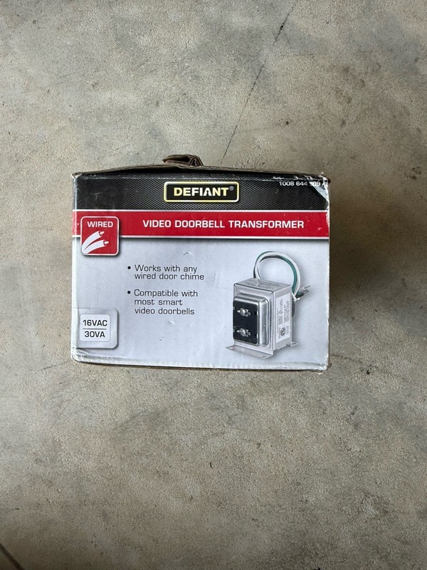 Defiant 16-Volt AC/30-Volt a Transformer
