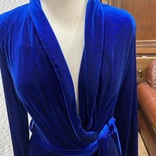 Calvin Klein blue below the knee long sleeves women size 14. SKU958