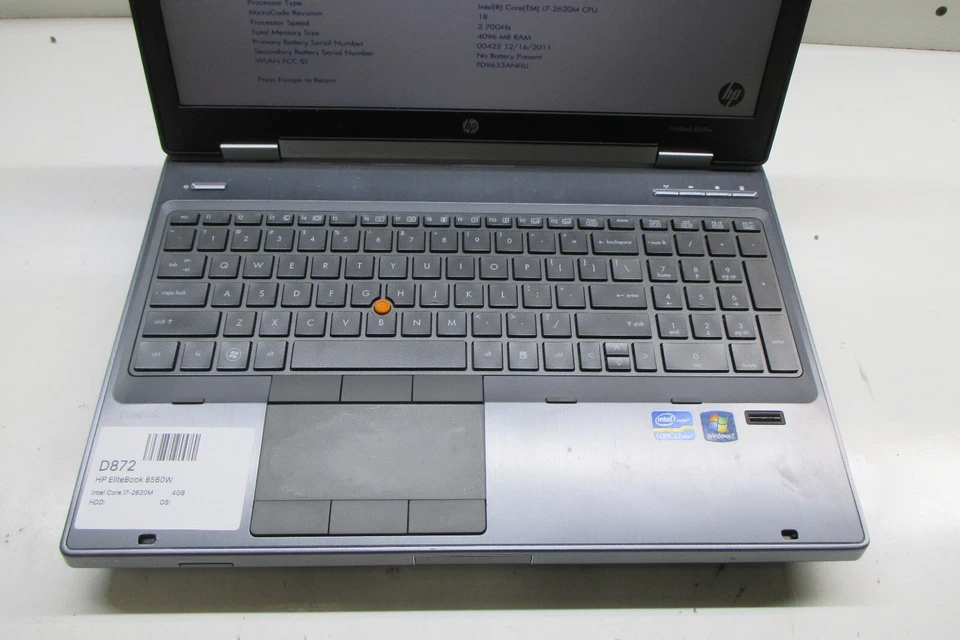 Portátil HP EliteBook 8560W 15" - i7-2620M 4 GB QUADRO 1000M - LEER Foto 2 de 4