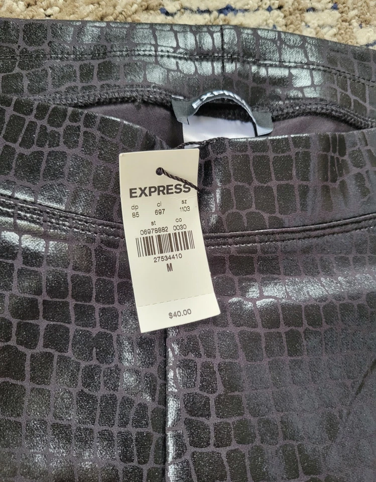 NWT EXPRESS Vegan Faux Leather Croc Leggings Pants Black Shiny Rockstar Medium  - Image 2 of 3