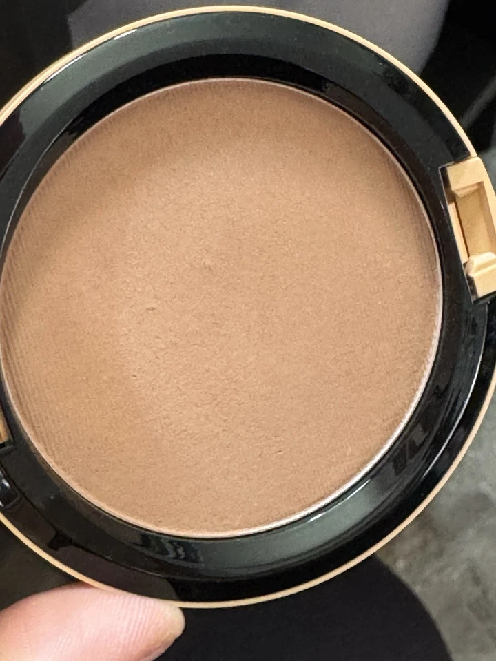 MAC Bronzing Powder MATTE BRONZE Full Size 10 g/.35 oz, AUTHENTIC NEW SOLD OUT - Image 3 of 4
