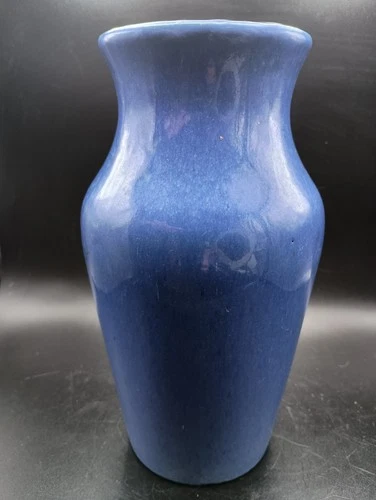 Zanesville Blue Pottery Heavy  8" Tall Vase 1920s Era Arts Crafts Bauer? Carlton