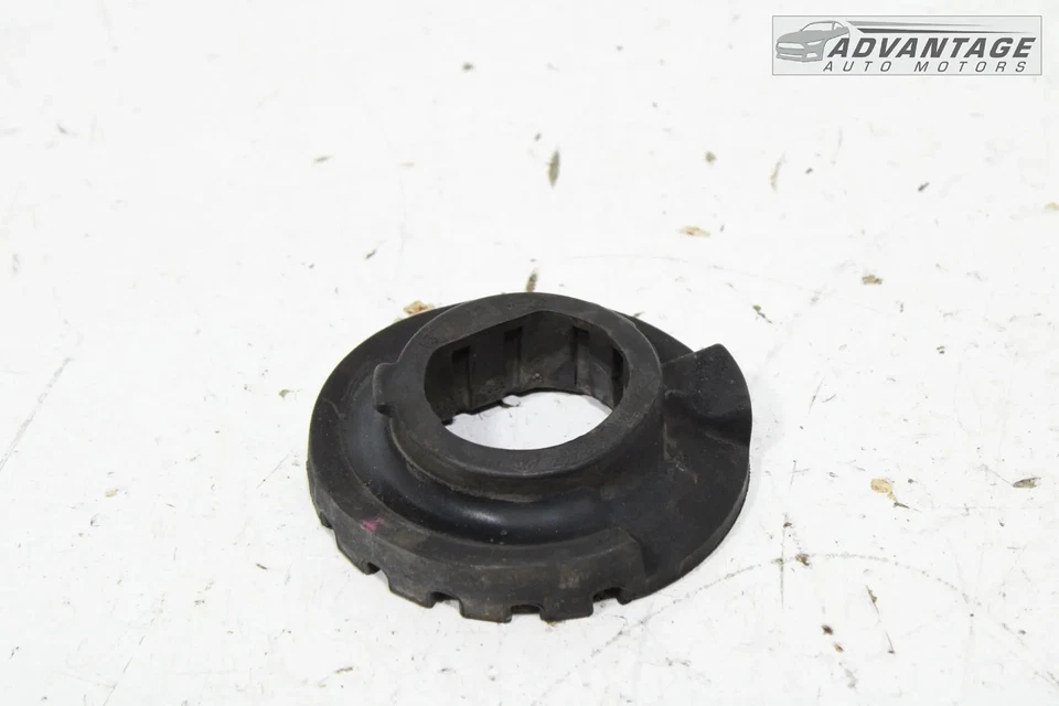 GMC TERRAIN 2018-2024 trasero derecho o izquierdo inferior muelle helicoidal aislador montaje OEM Foto 2 de 4