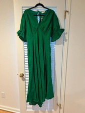 NWT Aulieude Dress Size 22 w/ Green Flutter Sleeves