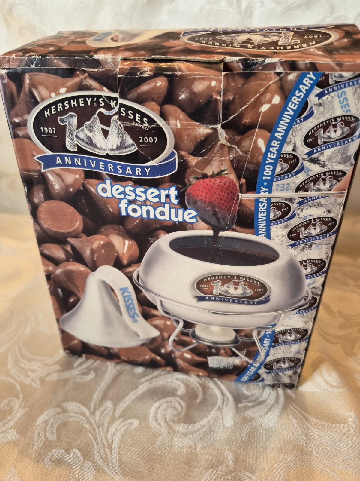 Hershey Kiss 100 Anniversary Dessert Ceramic Fondue Set, New