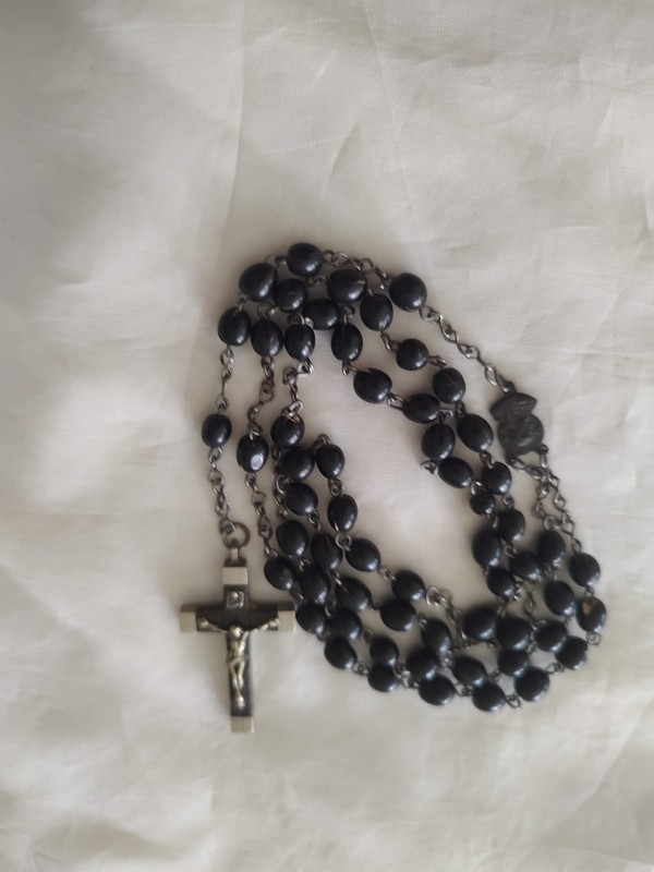 ROSARY ~ CATHOLIC ~ BLACK WOOD BEADS ~ FRANCE ~ 22” 
