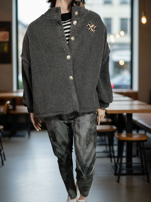 Teddyjacke/Plüschjacke  Übergangsjacke grau oversize bis Gr. 44