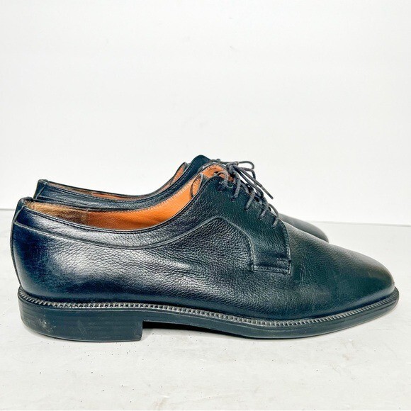 Salvatore Ferragamo Studio Men display picture 3