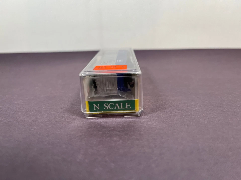 Model Power N Scale Train Freight Box Car NESTLE North American NADX 8205 - Image 3 of 4