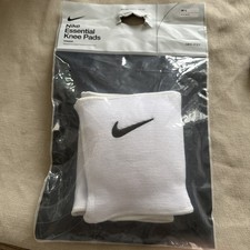 Nike Essential Volleyball Knee Pads Size M/L. DRI-FIT. WHITE