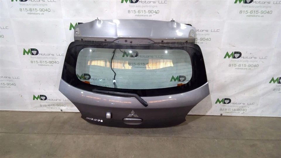 2018-2023 三菱 MIRAGE 后置升降门尾盖原始设备制造商 5801B945 — 第 2/4 张图片