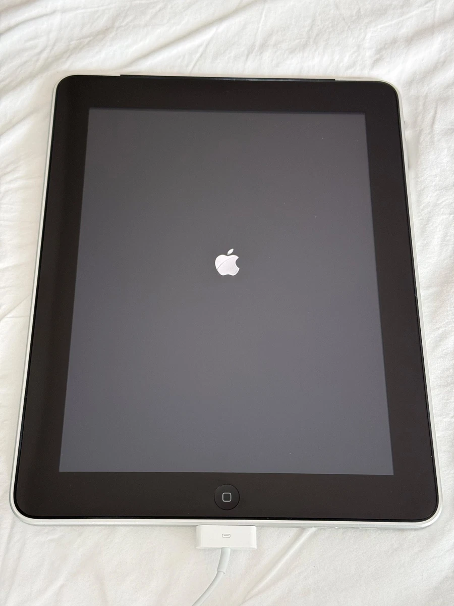 Apple iPad (1st Generation) Wi-Fi + 3G 16 GB Tablets & eReaders
