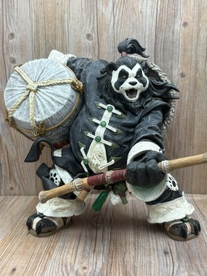 WORLD OF WARCRAFT Pandaren Brewmaster Chen Stormtout Figure