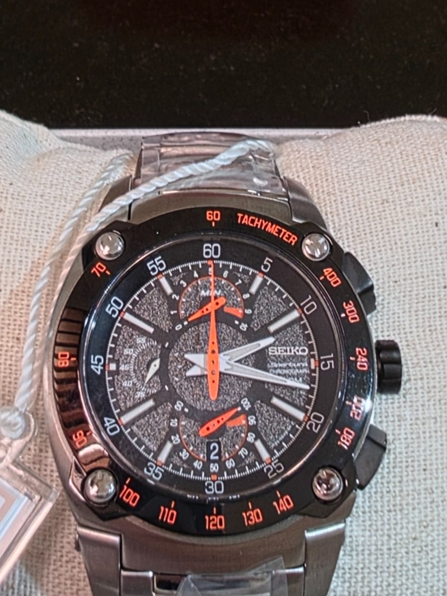SEIKO SPORTURA SPC039P1 Quartz Chronograph Watch 7T85 Tachymeter