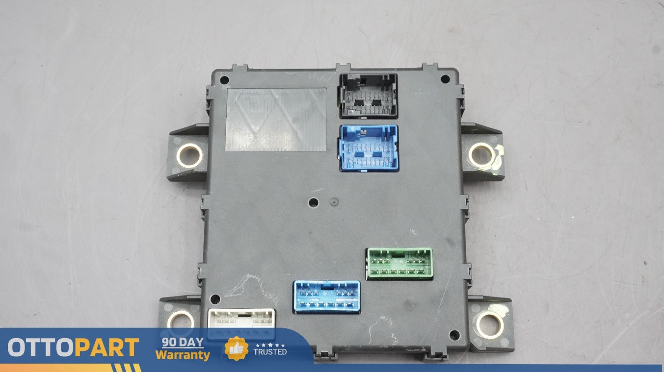 2003-2013 Maserati Quattroporte M139 Trunk Release Opener Control Module OEM