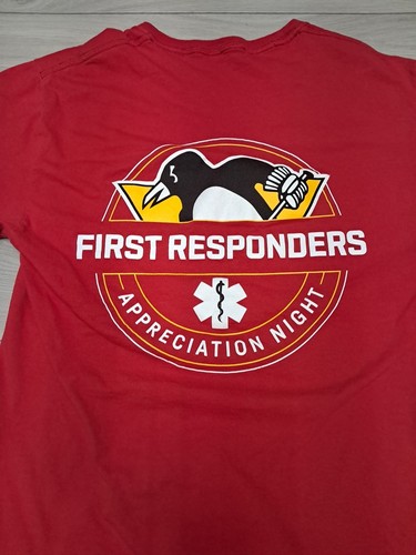 Pittsburgh Penguins First Responders T Shirt 2020 Medium Red NHL Pre-owned - Picture 2 of 15