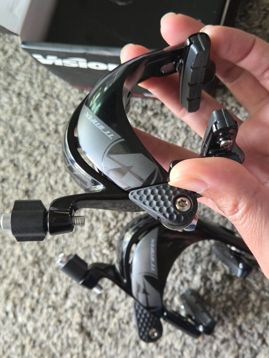 FSA Vision Trimax Aero Rim Caliper Brakeset Black Vision logo