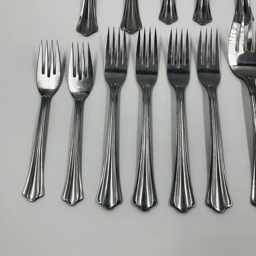 Oneida USA Kimbra Stainless Flatware Lot of 21 Pcs Serving Spoons, Forks + - Picture 2 of 10