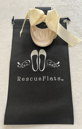 Rescue Flats Womans Foldable Ballet Flats in Champagne Gold Size Small