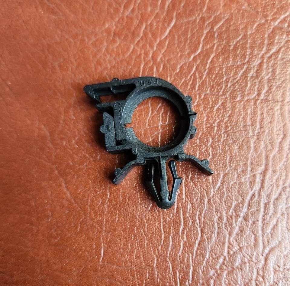 08911472 CONDUIT CLIP (250 Pcs) ROSEBUD SIZE 13 6.35 DIA Aptiv Delphi 08911472-B - Image 3 of 3