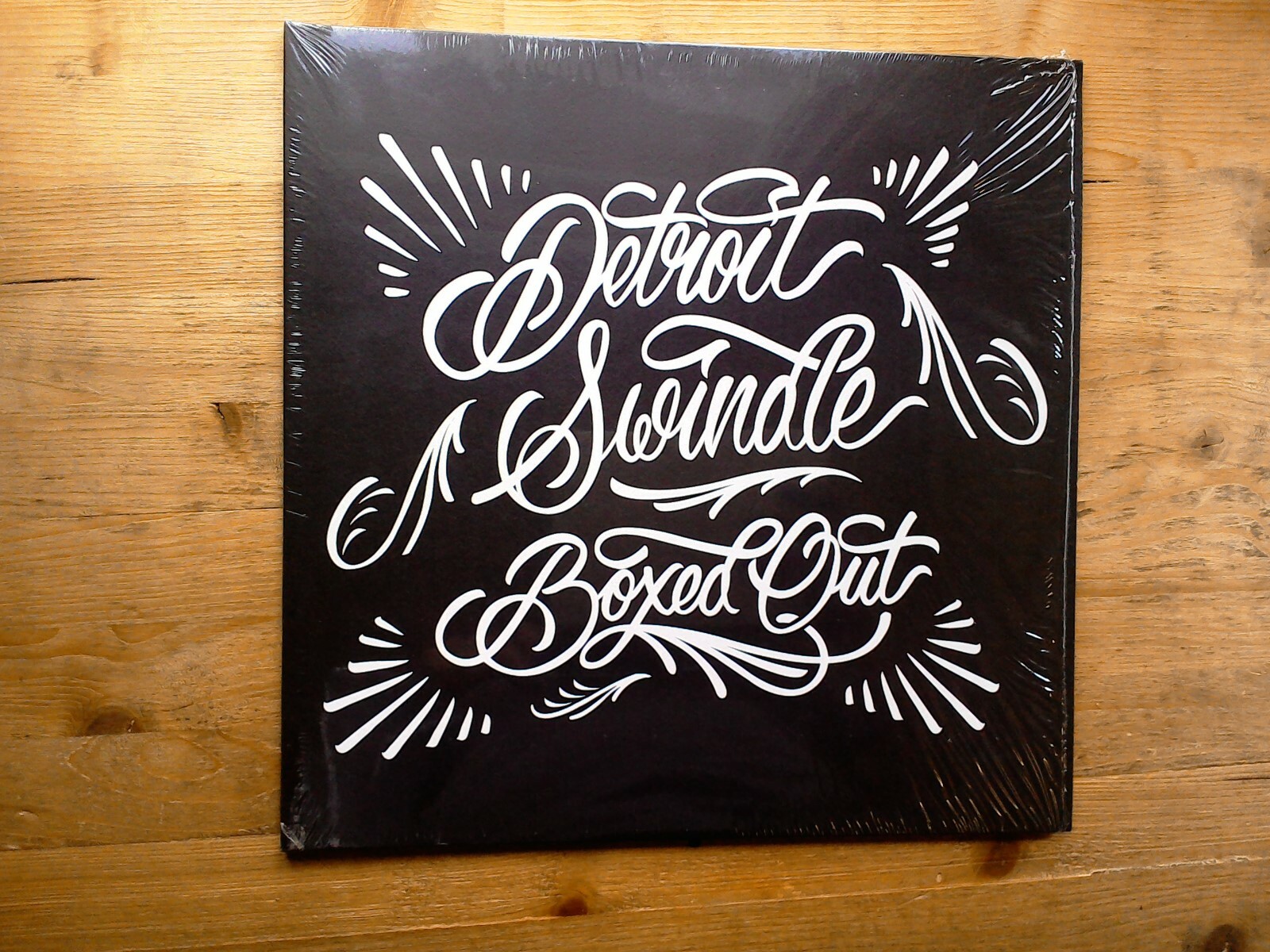detroit swindle boxed out