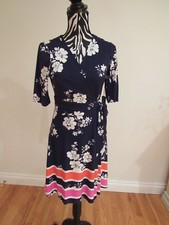 NWT.Vince Camuto multi floral wrapped /waist strip v-neck/short sleeves dress;8