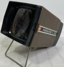 GAF Pana-Vue 2 Lighted 2 x 2 Slide Viewer #6562 Tested Works