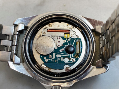 Genuine TAG HEUER Professional 200m Men's Watch. 7 Jewels Quartz