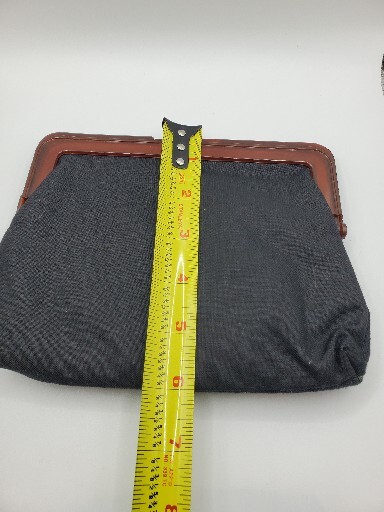 Picture 3 of 4