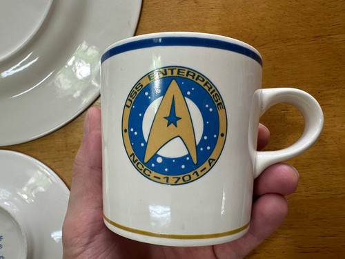 1993 Star Trek VI Pfaltzgraff 53-800 3 - Piece Buffet Set: Cup, Saucer, & Plate - Picture 5 of 6