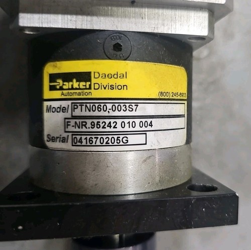 PARKER J0703GR-NMSN BRUSHLESS SERVO MOTOR + SERVO CABLE, USED - Picture 2 of 6